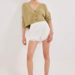 Broderie Scallop Hem Shorts